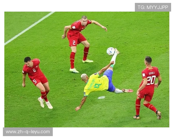 前锋倒钩+回旋球共同铸就绝美进球成经典瞬间